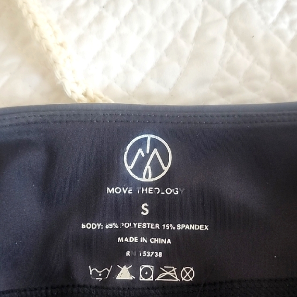 Move Theology Black Leggings Size Small Great Condition
